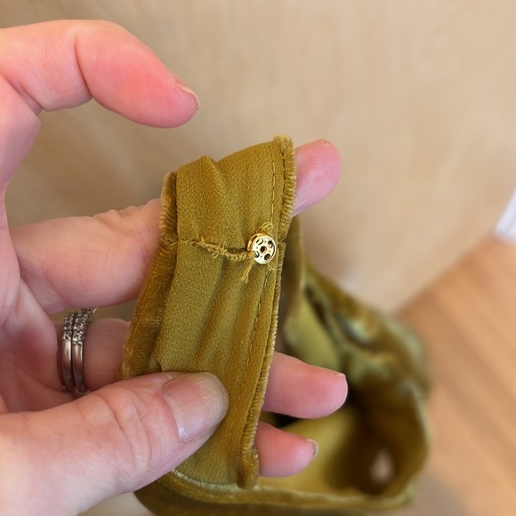 J. Crew Women’s Tank Velvet Gold Size 6 - Picture 6 of 8